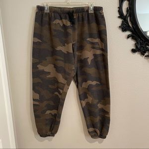 PINK Army Green Camo Fleece Jogger Large